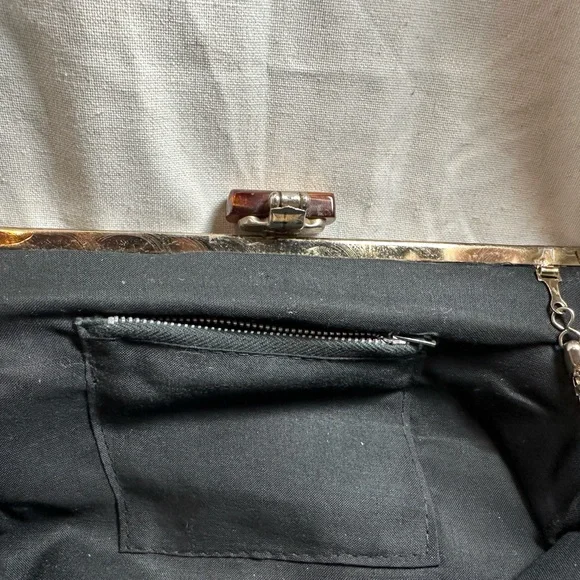 Vintage VTG Floral Tapestry Clutch with Chain Strap - Picture 11 of 15